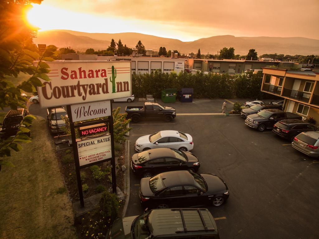 Sahara Courtyard Inn Penticton Exterior photo